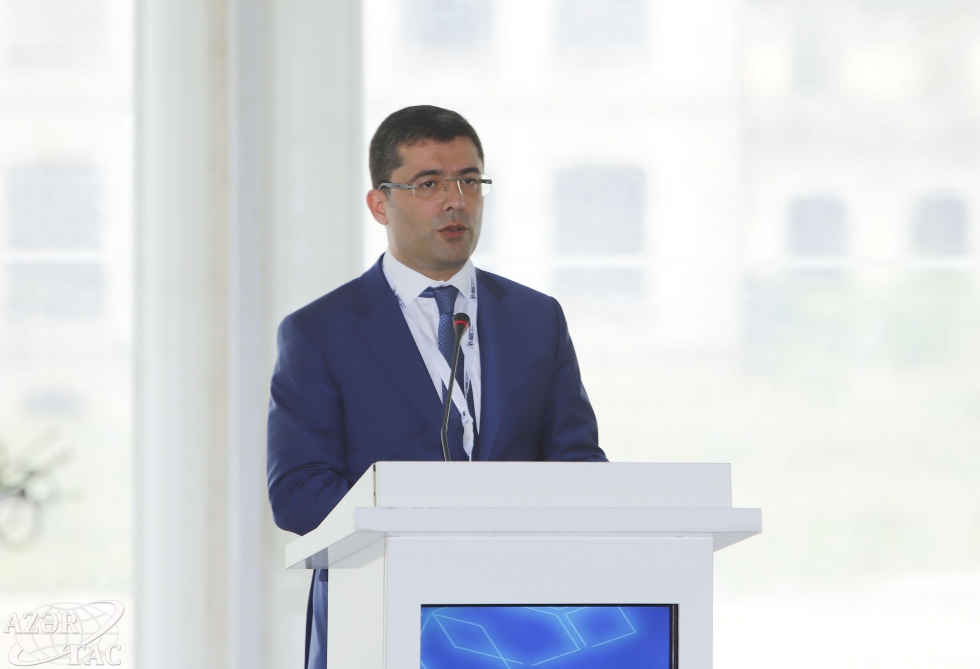 المدير التنفيذي لوكالة تنمية الاعلام الأذربيجانية احمد اسماعيلوف