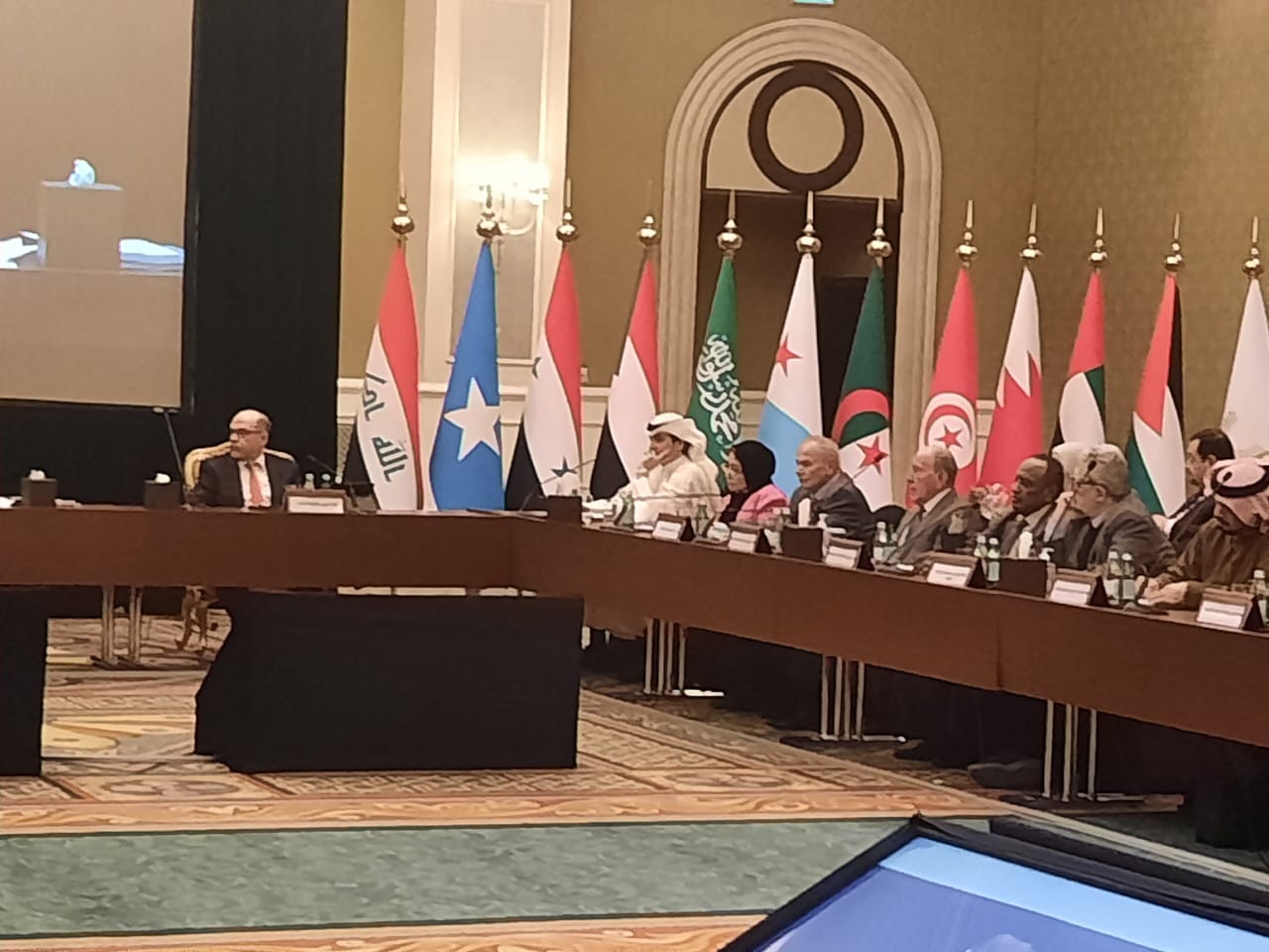 بدء أعمال اجتماعات لجان الجامعة العربية المنعقدة في أبوظبي