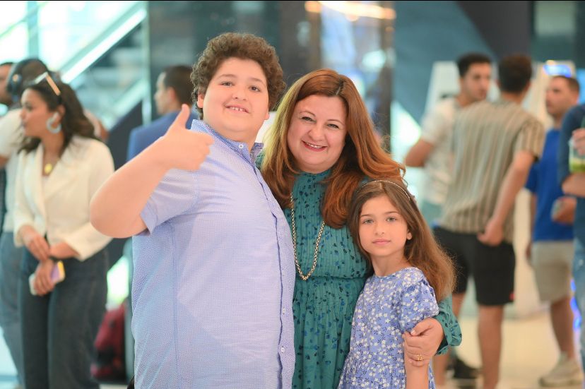 بدعم الجمعية المصرية للأوتيزم.. الطفل حسن يصمم مقعد سينما متعدد الأغراض وسينما فوكسCinemas VOX تتبنى الفكرة