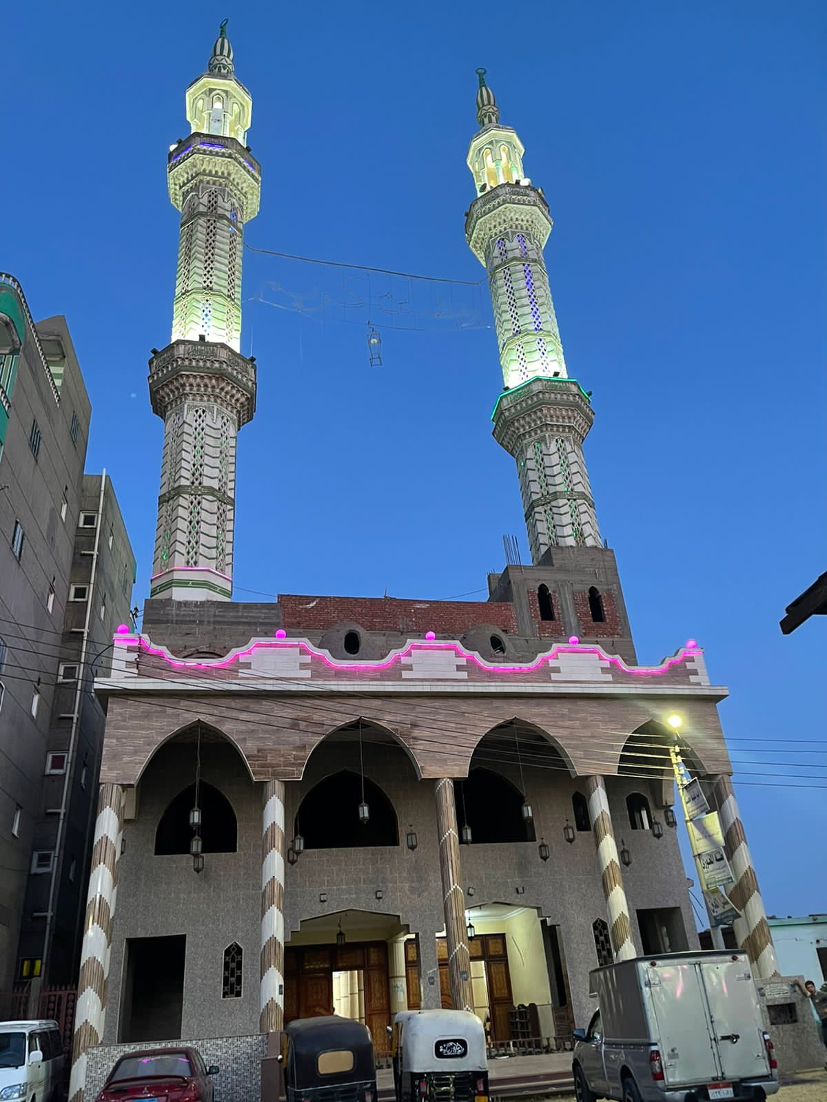 مسجد ومنزل السوالم بموقف تمي الأمديد