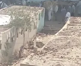 مقابر قرية الكمال مفتوحة على الشوارع وتداخلها مع المنازل وتعديات الجيران